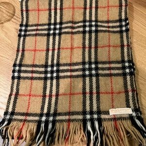 Burberry Vintage Wool Scarf